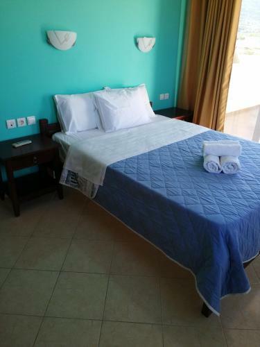 Nikos Apartments