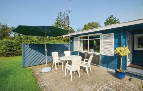 Three-bedroom Holiday Home In Vaggerlose