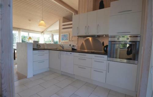 Four-bedroom Holiday Home In Fjerritslev