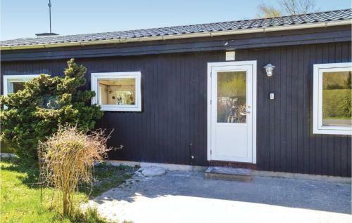 Three-bedroom Holiday Home In Jagerspris