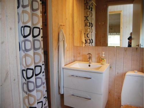 Two-bedroom Holiday Home In Lokken