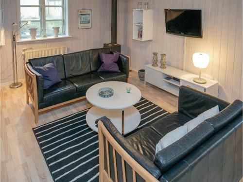 Two-bedroom Holiday Home In Lokken