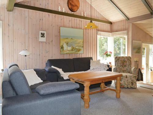 Three-bedroom Holiday Home In Saby