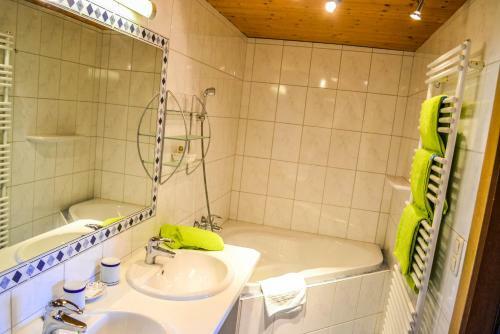 Hostal Gasthof Hotelpension Lanzenhof
