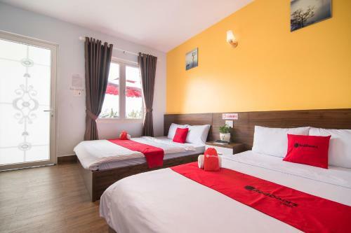 Hotel Reddoorz Near Nha Tho Con Ga