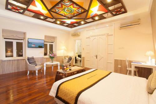 Hanoi Old Quarter Hotel