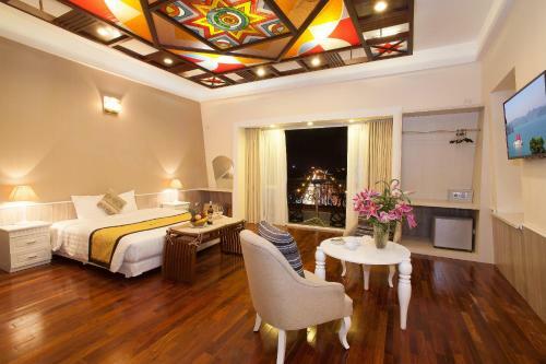 Hanoi Old Quarter Hotel