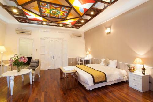 Hanoi Old Quarter Hotel