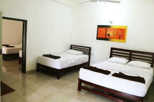 Hotel T & T