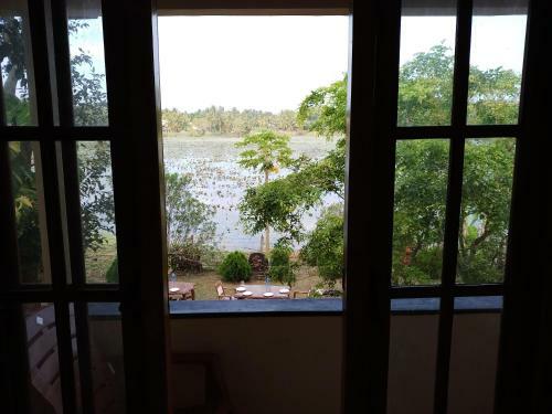 Hostal Heritage Lake View