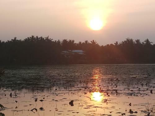 Hostal Heritage Lake View