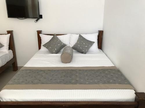 Hostal Royal White Tourist Rest