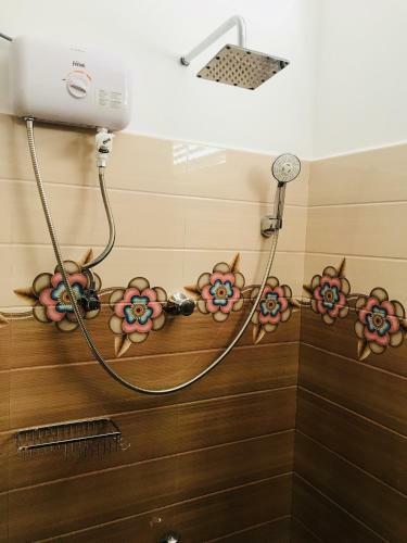Hostal Royal White Tourist Rest