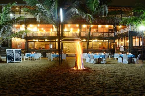 Mount Breeze Hotel
