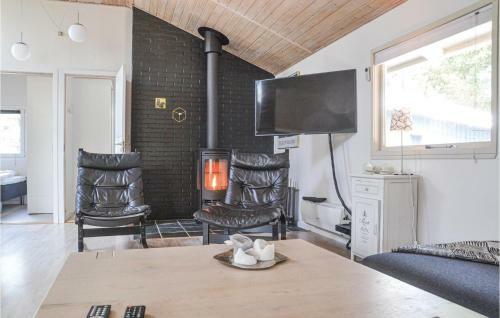 Three-bedroom Holiday Home In Blavand