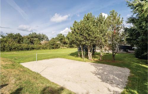 Three-bedroom Holiday Home In Blavand