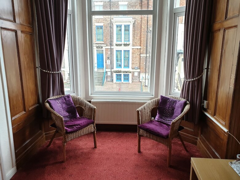 Hostal Kimberley House