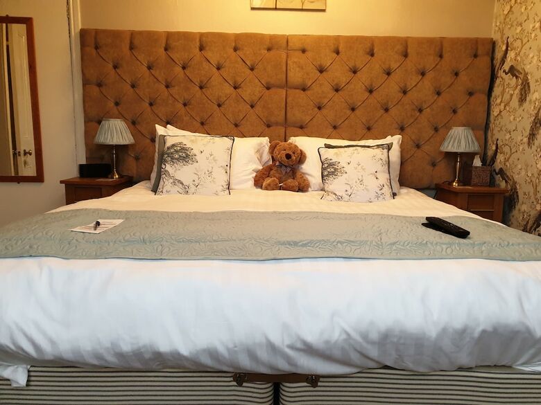 Hostal Montfort Cottage Guest House