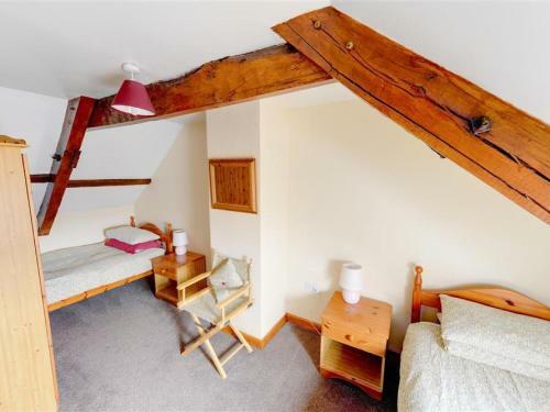 Luxurious Holiday Home In Llandovery With Garden