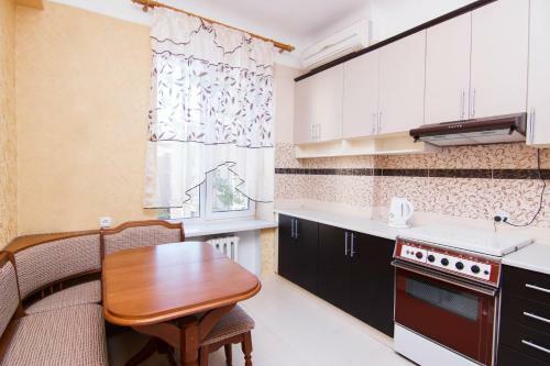 Apartments Elite Near Sovetskaya Subway Station