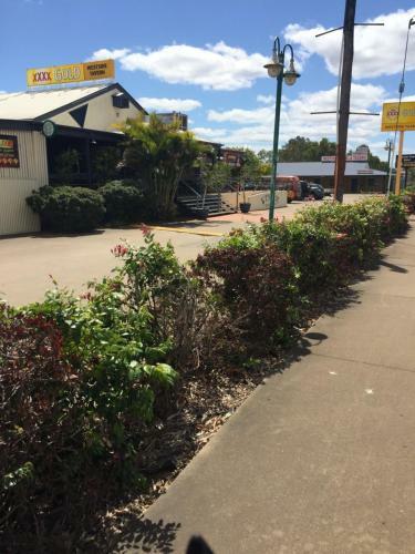 Westside Tavern & Motel