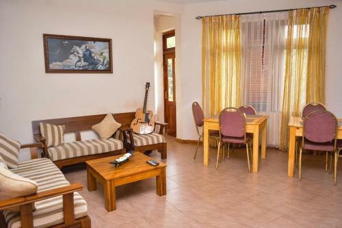 Villa Camarin Residence