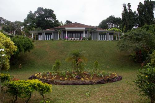 Hostal Castle Hill Guest House