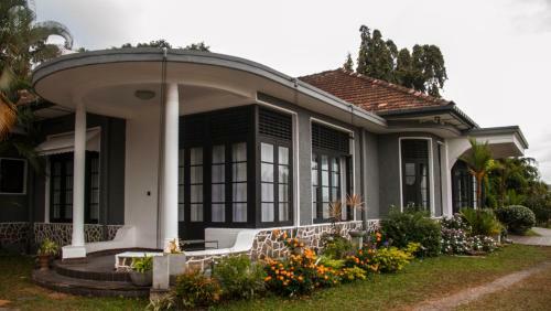 Hostal Castle Hill Guest House