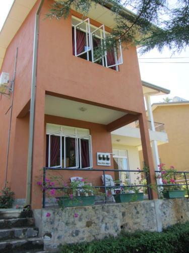 Visal Bungalows