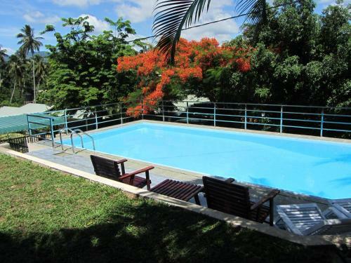Visal Bungalows