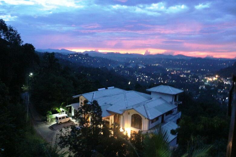 Hotel The Richmond House Kandy
