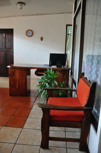 Hotel Downtown By The Sea Inn Quepos