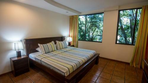 La Mariposa Apartments