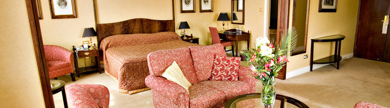 Hotel Blarney Woollen Mills