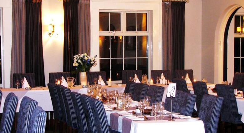 Hotel Leenane (.)