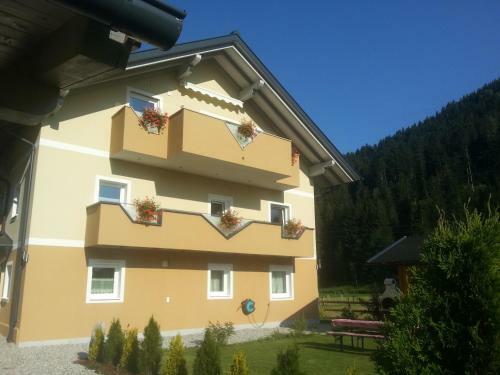 Apartment Holzhacker