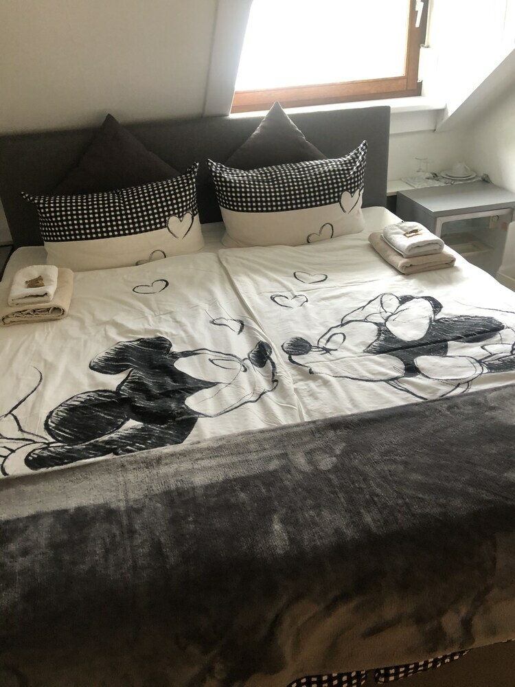 Hostal Pension Ottenheide
