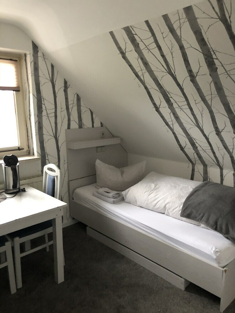 Hostal Pension Ottenheide