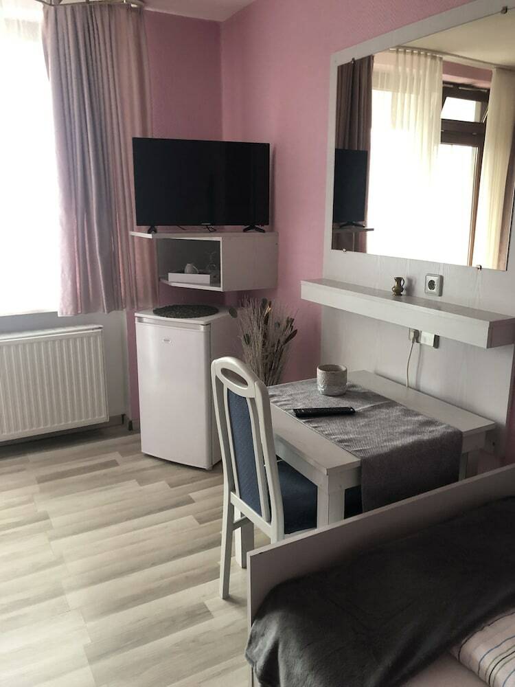 Hostal Pension Ottenheide