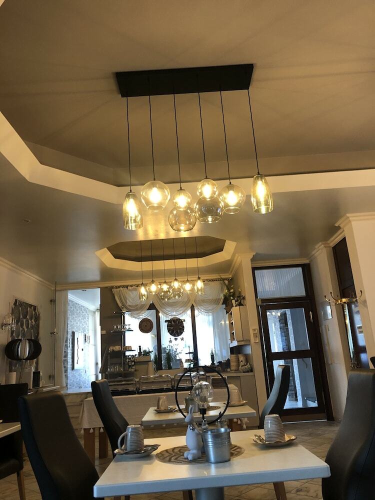 Hostal Pension Ottenheide