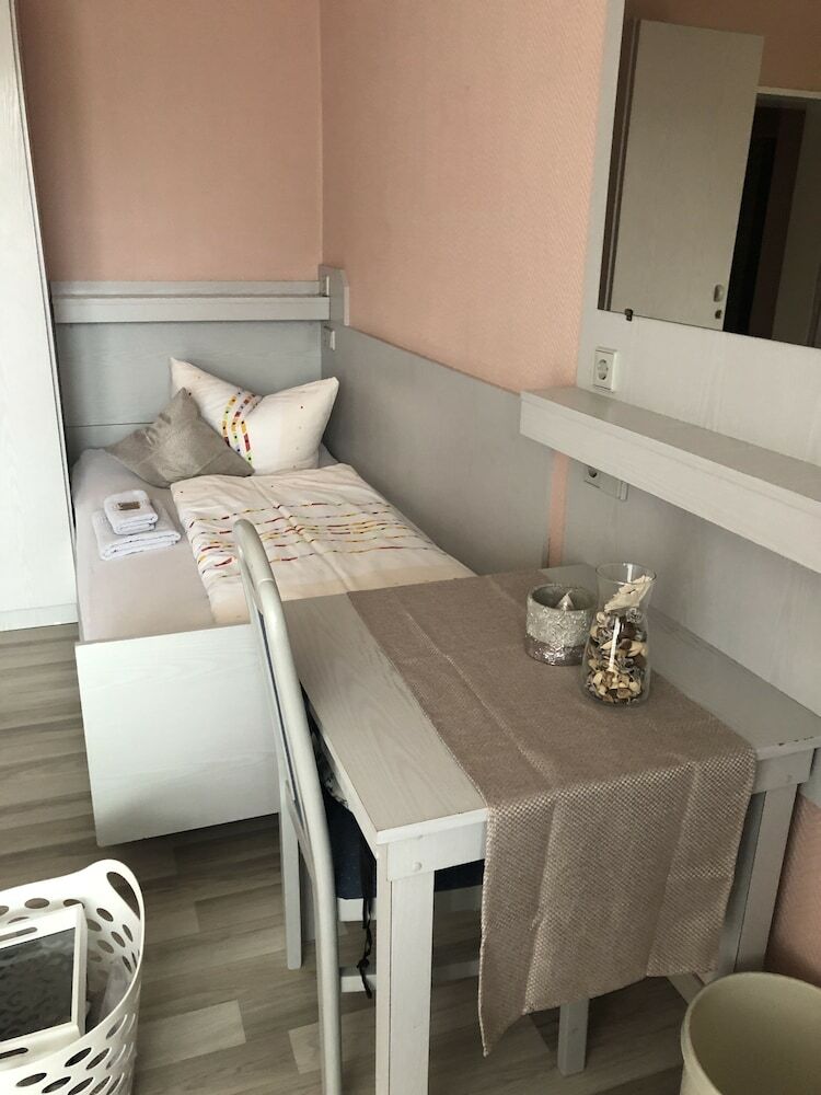 Hostal Pension Ottenheide