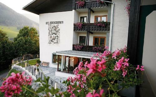Hostal Hotel Garni Haus Sonnblick