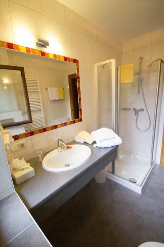 Hostal Hotel Garni Haus Sonnblick