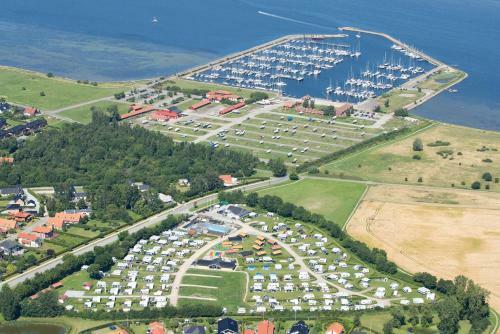 Campone Holb�k Fjord