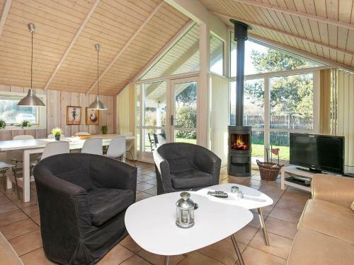 Holiday Home Humble XVIII