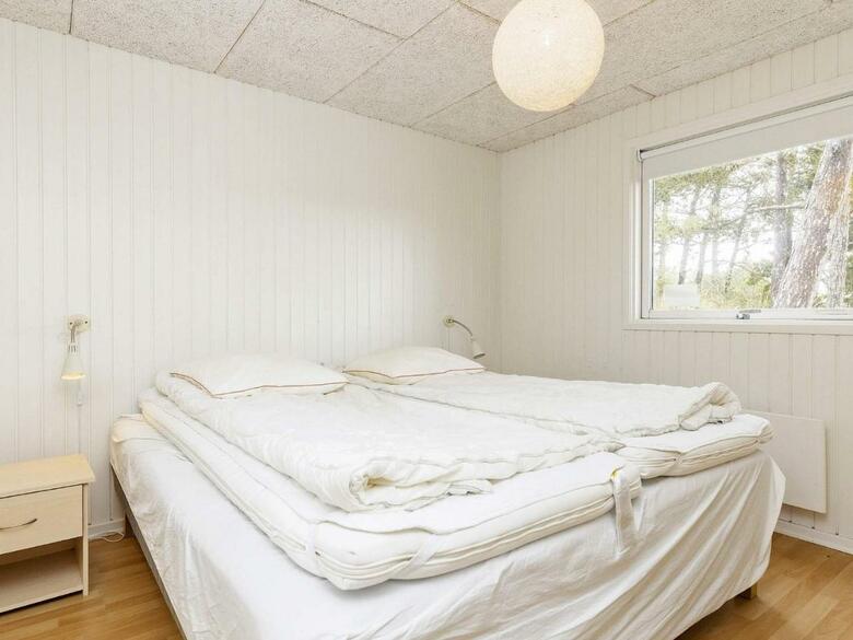 Six-bedroom Holiday Home In Humble