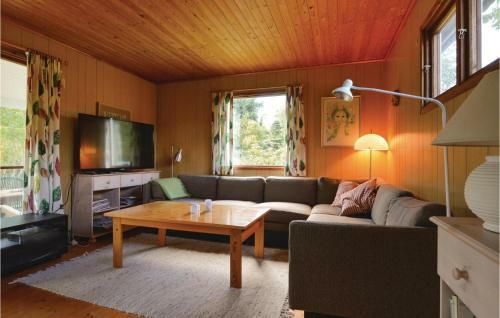 Two-bedroom Holiday Home In Sj�llands Odde 5