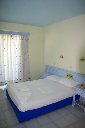 Aparthotel Regina Studios & Hotel