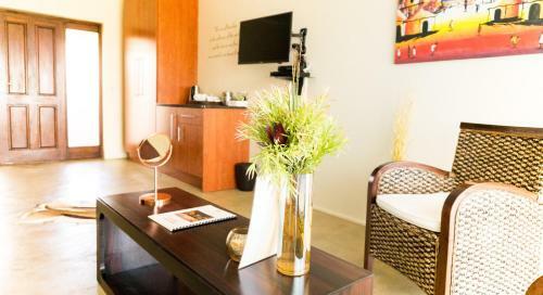 Hostal 3 Flavours Guest House