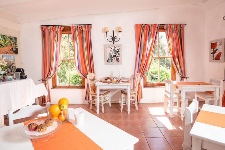 Hostal Darling Lodge Guest House